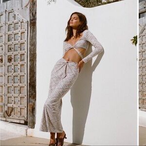 NWT XS Sabo Set two-Piece Maxi Set in Heathered Beige Kirra Too and Maxi Skirt